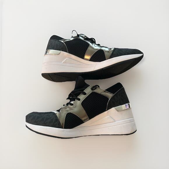 Michael Kors Georgie Wedge Black And Silver Logo With Mesh Top. Size 7 - Picture 2 of 6